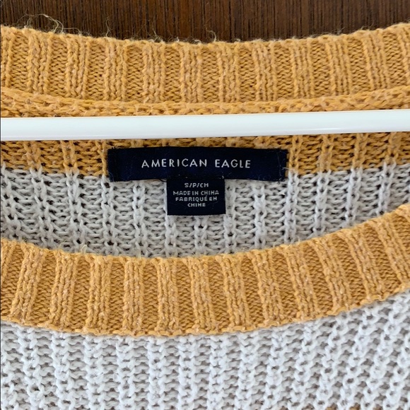 American Eagle Sweater - Picture 3 of 3